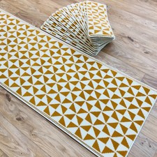 14 Open Plan Carpet Stair