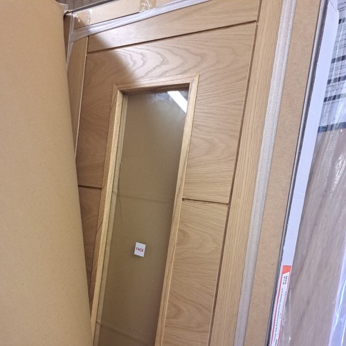 Howdens prefinished linear oak - howdens,