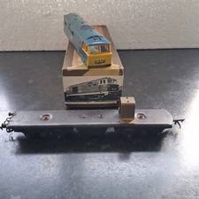 Mixed Lot. Triang R55/57/58 Chassis & A Hymek Type 3 Body Shell Ref MT14