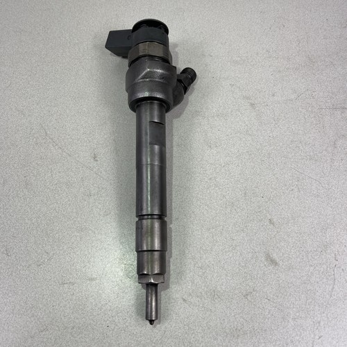 Bmw fuel injector - bmw,