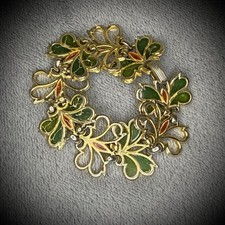 Trifari - Bracelet - Gold Leaf Design -  Vintage - 1950s 1960s - Gift Idea - 7”