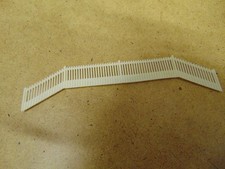 Hornby ~ 507*020 Back Steps Fence ~ OO Gauge REF6314