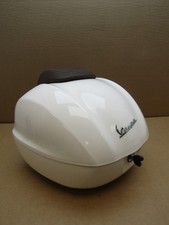 Piaggio Vespa Primavera 125 2018 4,807 miles top box (13712)