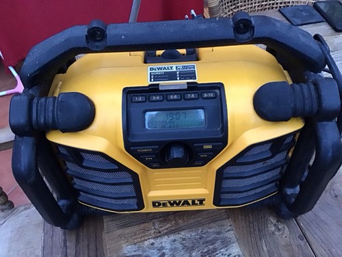 Dewalt dcr017 dab - dcr017, fm/dab