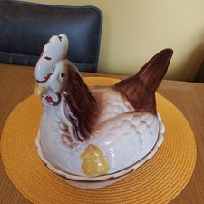 Vintage Ceramic Hen On Nest Egg Holder/Storage Container/ With Lid & 2 Chick's