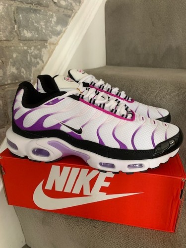 Size brand new - 9,