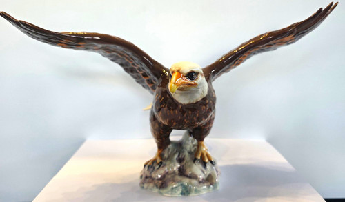 Beswick 1016 hand painted - hand,