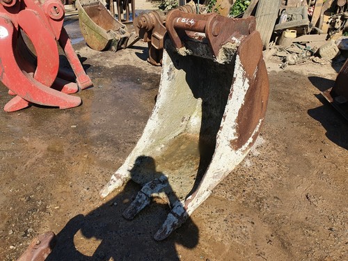 600mm excavator digging bucket - 600mm,