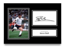 Steve Bull Hand Signed A4