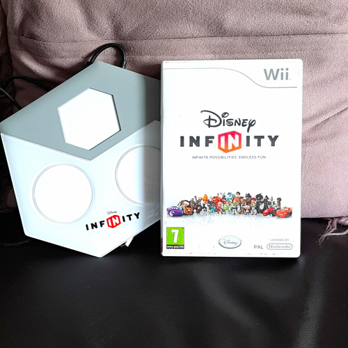 Disney infinity game - disney, (wii)