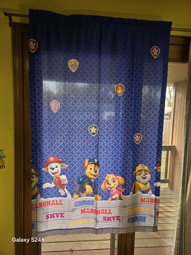 Nickelodeon paw patrol curtain - paw,