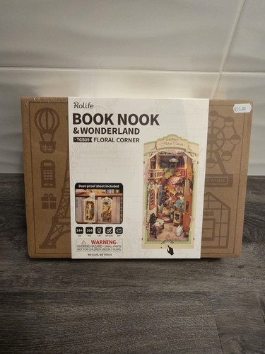 Book nook shelf art - nook,