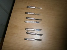 Vintage set of 7 corn on the cob holders/skewers. 7.5cm. (E13b)