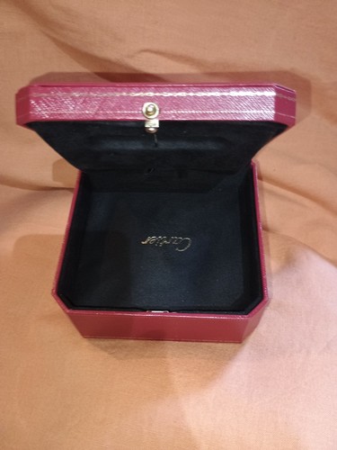 Empty jewellery box - cartier,