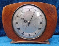 Smiths Tempora Walnut-cased