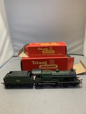 Triang (Fits Hornby) R350 L1 loco BR green with R36 tender. Both boxed & Tested