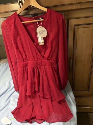 Bnwt boohoo mini - boohoo, red