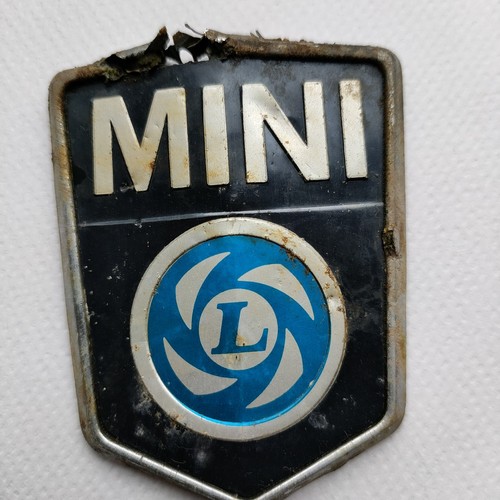 Vintage mini leyland metal car - mini,