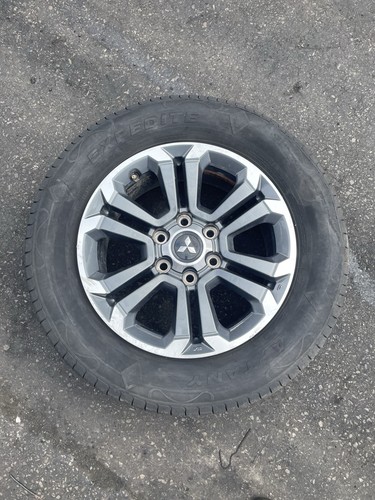 Genuine 18 - (tyre,