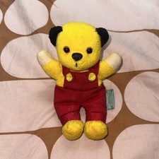 RARE Vintage 2000s Golden Bear