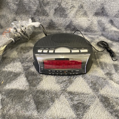Alarm clock radio - radio, led