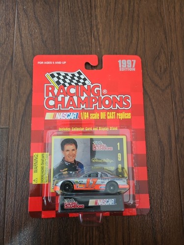 Vintage racing champions - racing,