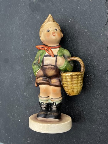 Vintage goebel hummel village - vintage,