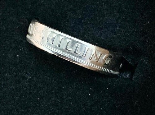 Boxed silver coin ring - boxed,