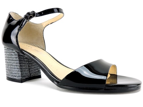 Ivanka trump women easta - trump,