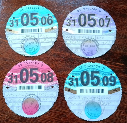 Vintage motor car - 4, discs