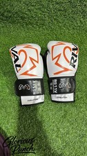 Rival Boxing Gloves RS11V