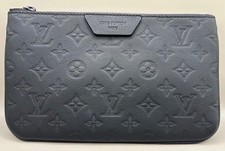 Louis Vuitton Trio Messenger