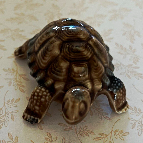 Medium wade porcelain - medium,