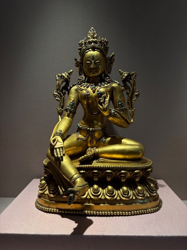 Old tibetan gilt - bronze, green