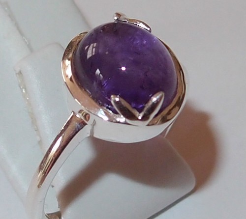 Enclosed amethyst oval - enclosed,