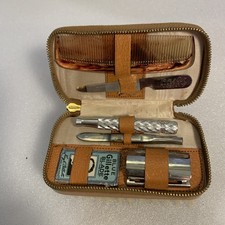 Vintage travel kit, shaving