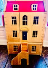  Plan Toys ‘Georgian’