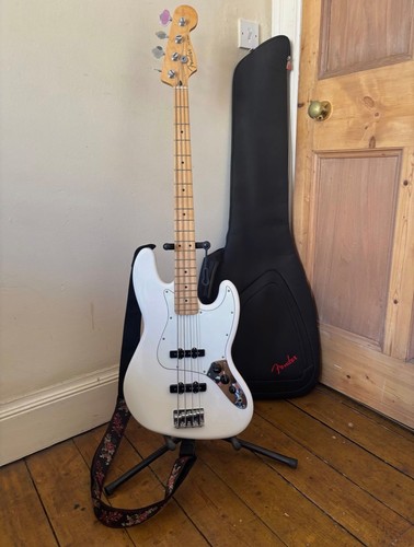 String electric used - 4,