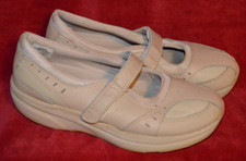 WOMEN'S THERA SHOE LEATHER