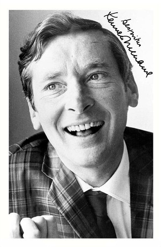 Kenneth williams carry on - carry,