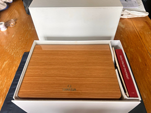 Omega seamaster planet ocean - omega,