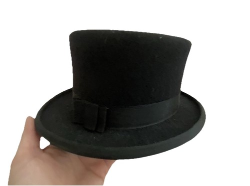 Ladies dressage wool - wool, hat