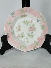 Vintage Wedgwood Octagonal Decorative Plate In Rosehip Pattern 5" Diameter