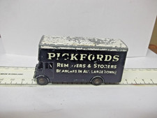 Kemlow guy pickfords good - guy,