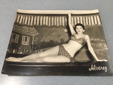 1958 Photo  VEDETTE CABARET CAPRI RUMBERA DANCER  YOLANDA 10X8