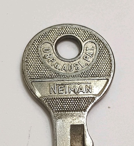 Vintage neiman key 542130 - vintage,
