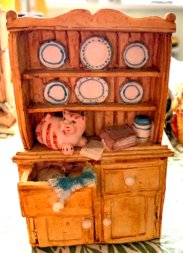 Peter fagan colour - box, cats