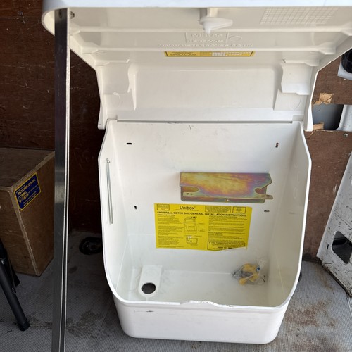 Gas meter box semi - , submergered