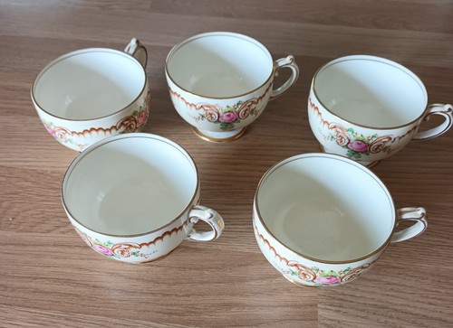 Grosvenor china cups - 5,