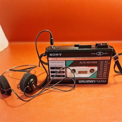 Sony walkman f28 am - fm, /